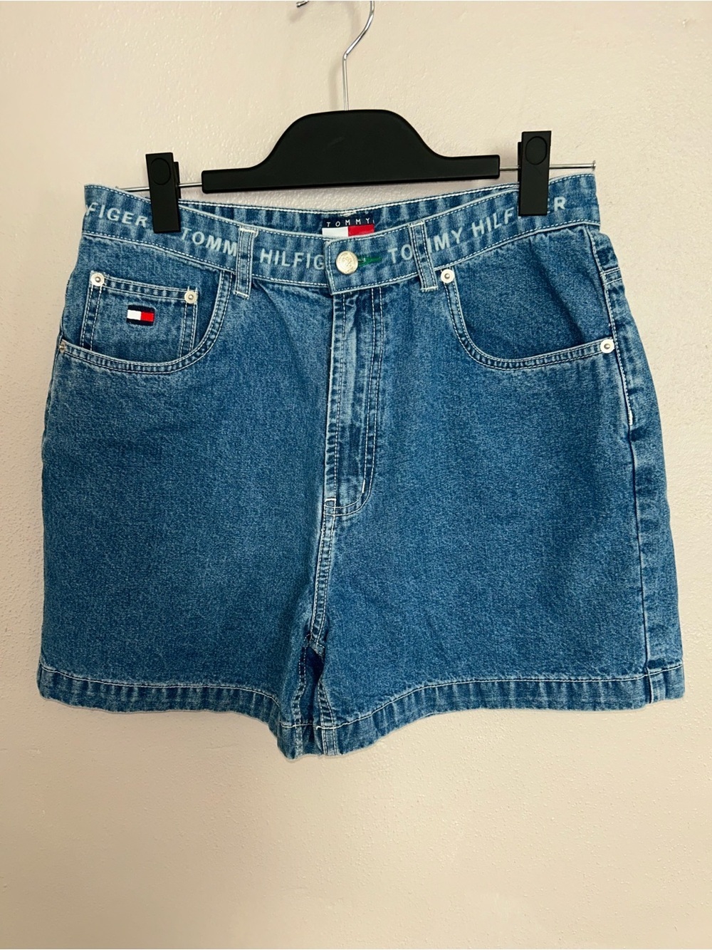 Tommy Hilfiger y2k High-Waist Blue Denim Shorts with Logo Waistband